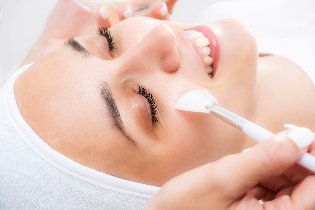 chemische peeling zoetermeer, peeling behandeling zoetermeer, huidtherapeut zoetermeer, peeling vergoeding, peeling tegen rimpels, chemische peeling rotterdam, peeling huidtherapie, peeling vergoeding zorgverzekeraar